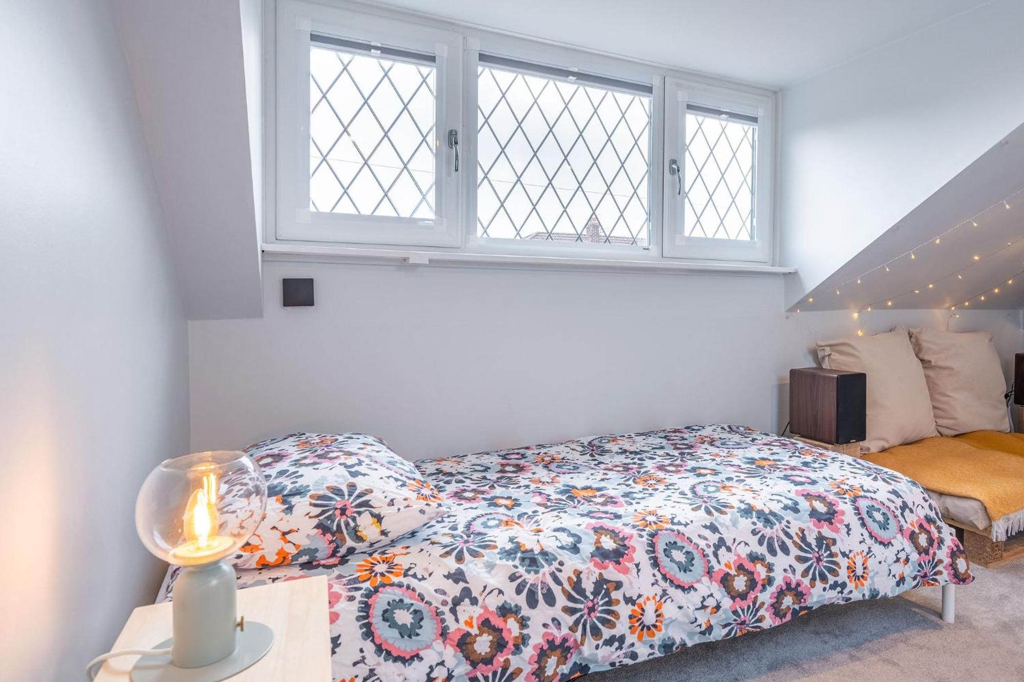Nature Inspired Bungalow With 3 Rooms - 10 Mins From Manchester Airport Timperley Εξωτερικό φωτογραφία