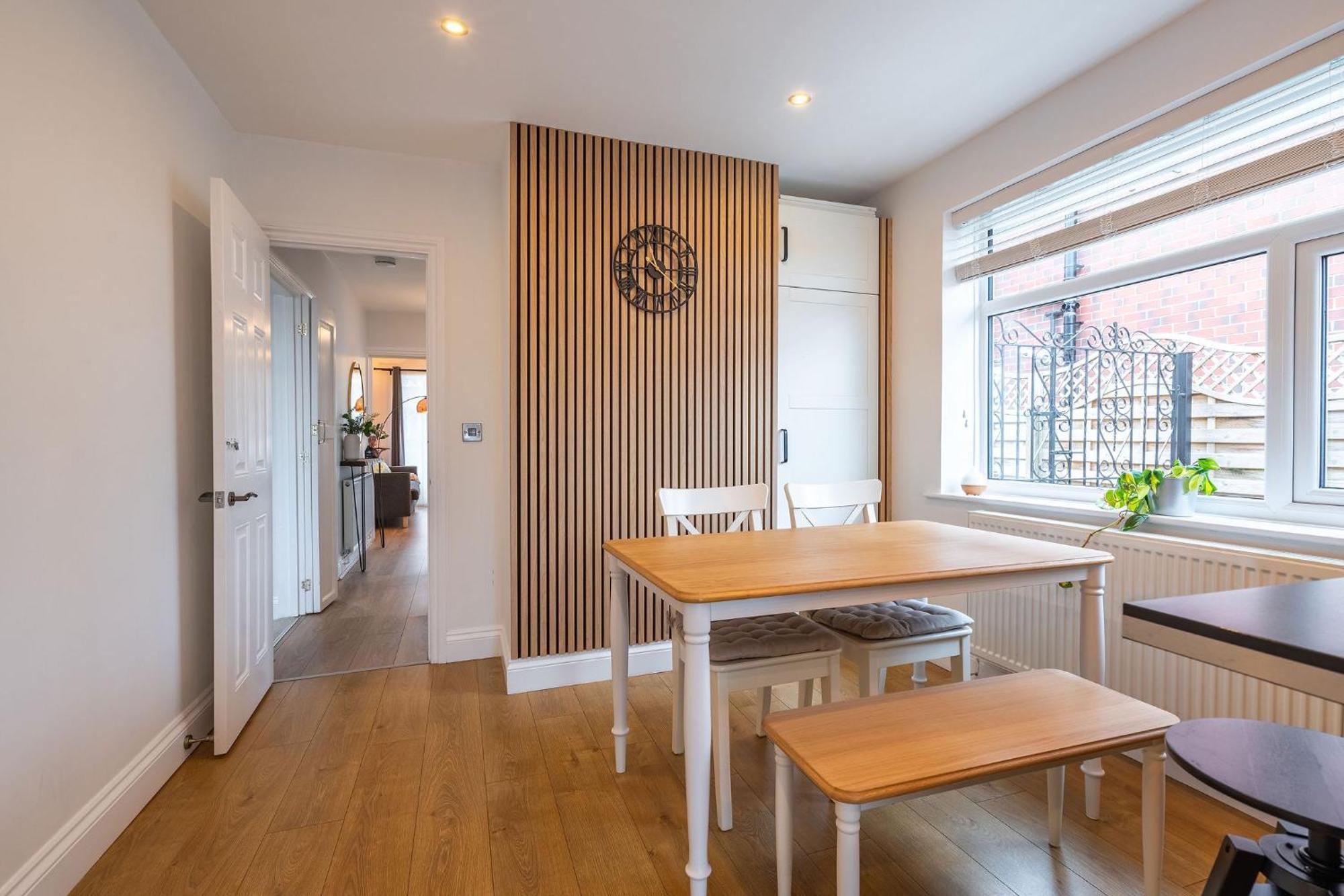 Nature Inspired Bungalow With 3 Rooms - 10 Mins From Manchester Airport Timperley Εξωτερικό φωτογραφία